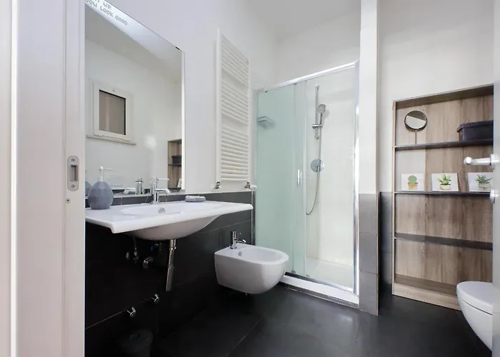 Claudias Flat By Domusdimore *