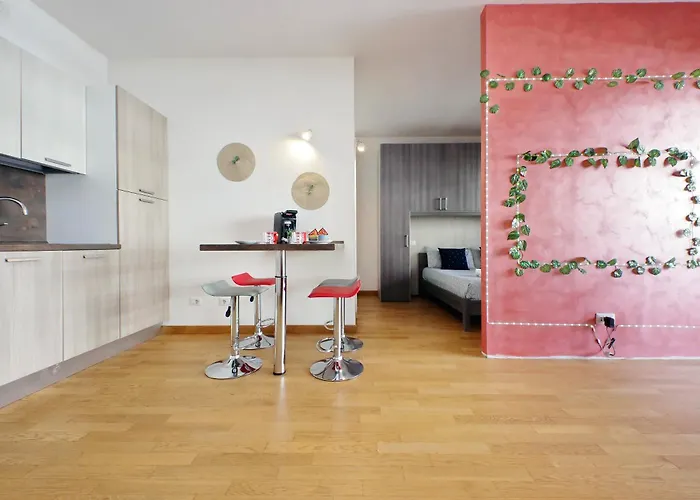 Claudias Flat By Domusdimore רומא
